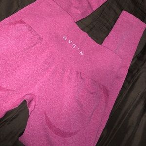 Crimson Seamless Leggings - M